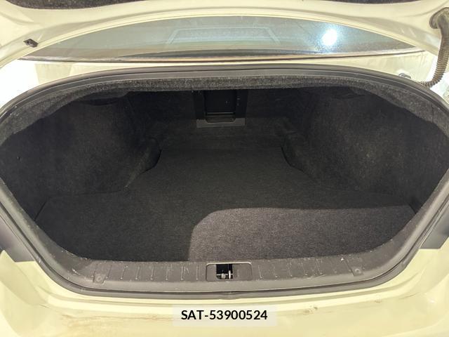 Nissan FUGA 2014-01 8653923-17