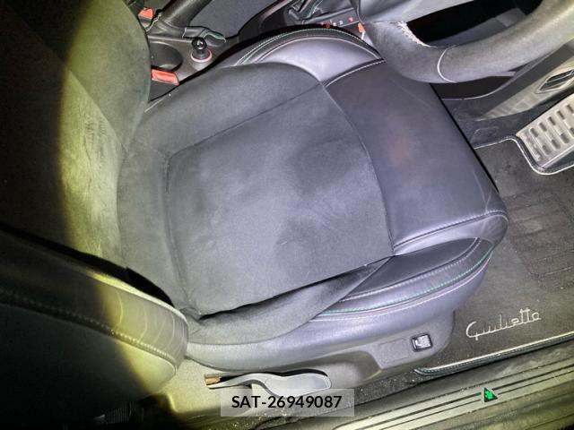 ALFA ROMEO GIULIETTA 2015-09 8648528-11