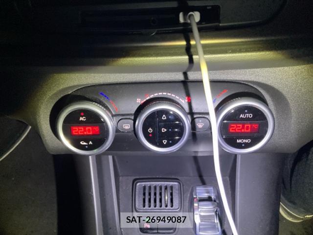 ALFA ROMEO GIULIETTA 2015-09 8648528-18