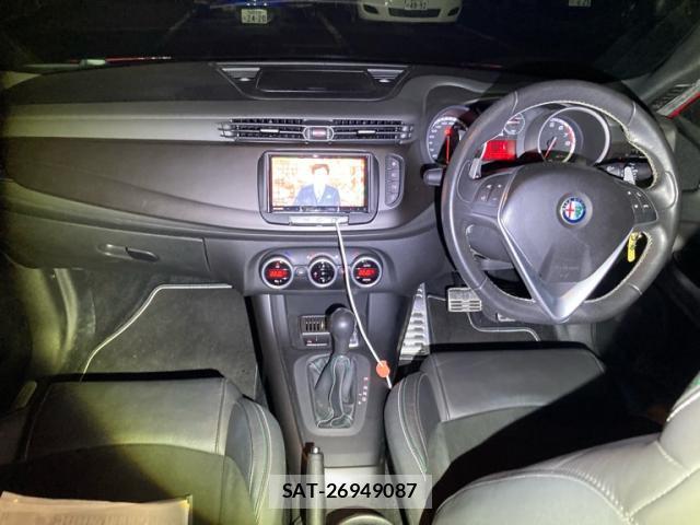 ALFA ROMEO GIULIETTA 2015-09 8648528-9