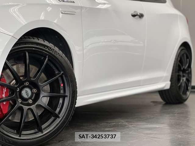 ALFA ROMEO GIULIETTA 2019-06 8653927-9