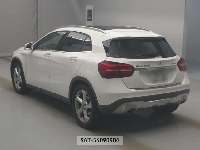 Mercedes Benz GLA-CLASS 2018-02 8649048-1