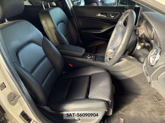 Mercedes Benz GLA-CLASS 2018-02 8649048-6