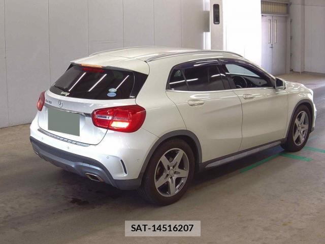 Mercedes Benz GLA-CLASS 2015-07 8652671-1