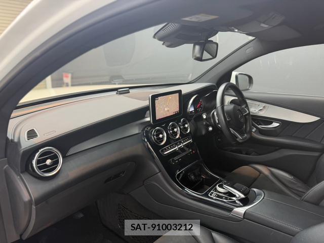 Mercedes Benz GLC-CLASS 2017-08 8652784-5