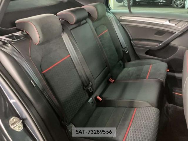 VolksWagen GOLF GTI 2019-03 8649078-4