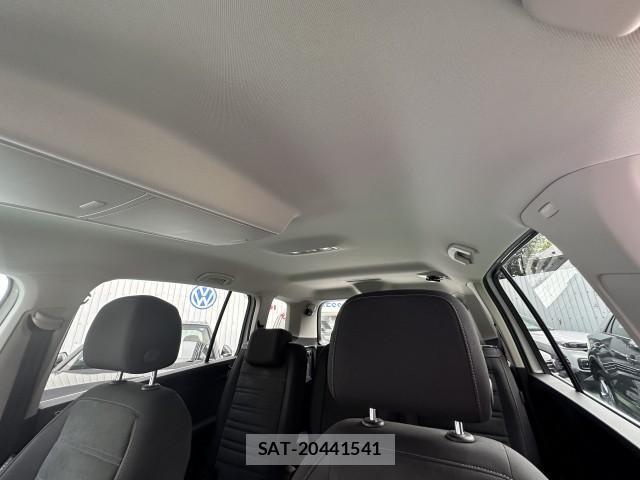 VolksWagen GOLF TOURAN 2018-09 8651079-16