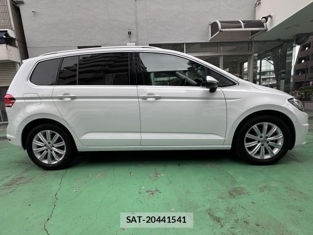 VolksWagen GOLF TOURAN 2018-09 8651079-3