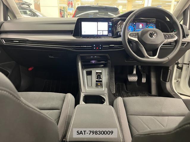 VolksWagen GOLF VARIANT 2021-10 8647912-2