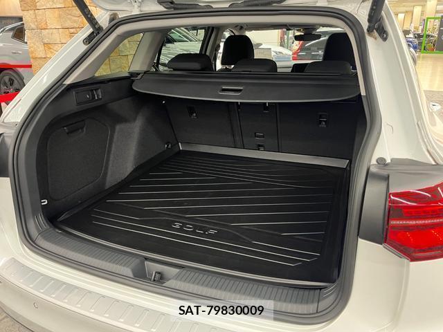 VolksWagen GOLF VARIANT 2021-10 8647912-5