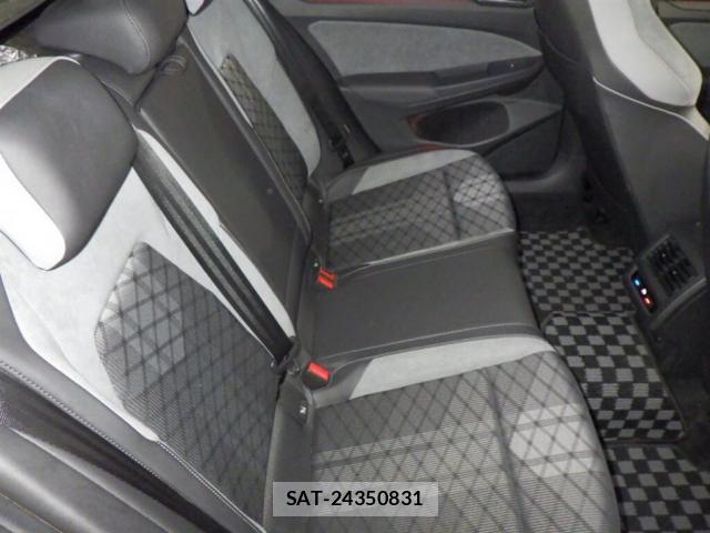 VolksWagen GOLF VARIANT 2022-07 8648115-5