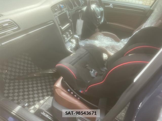 VolksWagen GOLF VARIANT 2014-09 8648474-12