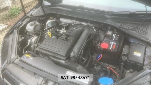 VolksWagen GOLF VARIANT 2014-09 8648474-15