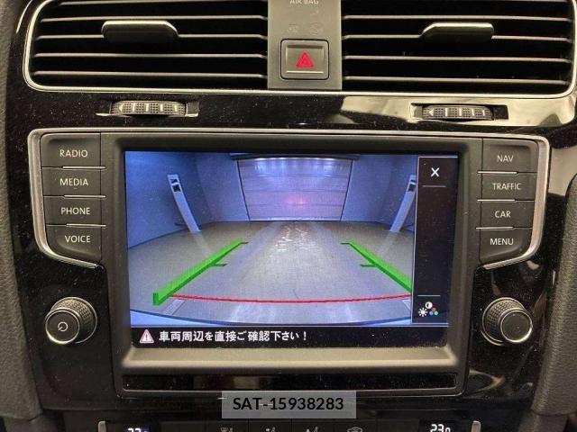 VolksWagen GOLF VARIANT 2016-06 8648903-3