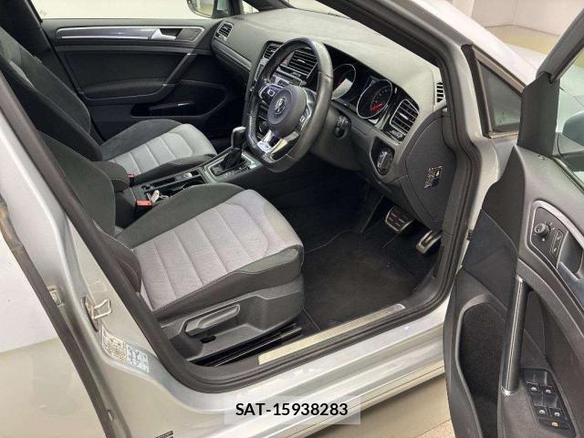 VolksWagen GOLF VARIANT 2016-06 8648903-5