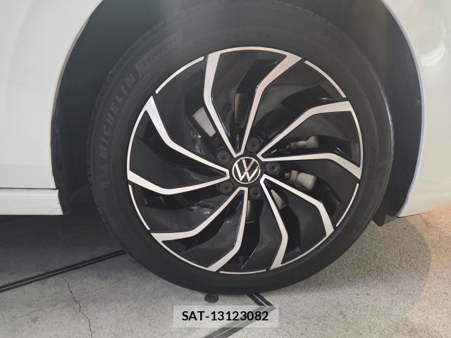VolksWagen GOLF VARIANT 2024-05 8652491-3