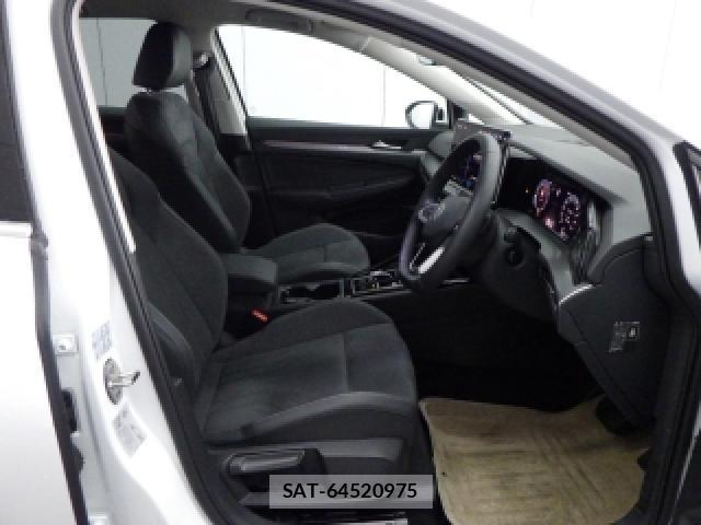 VolksWagen GOLF 2025-09 8647049-3