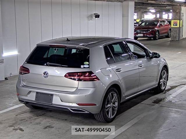 VolksWagen GOLF 2019-09 8647074-3