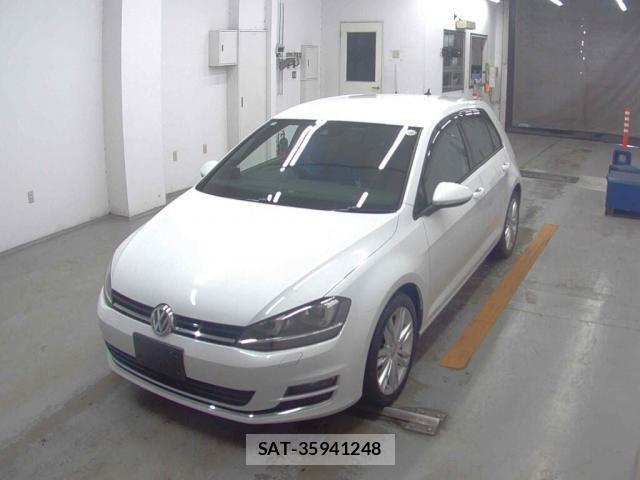 VolksWagen GOLF 2016-03 8647078-4