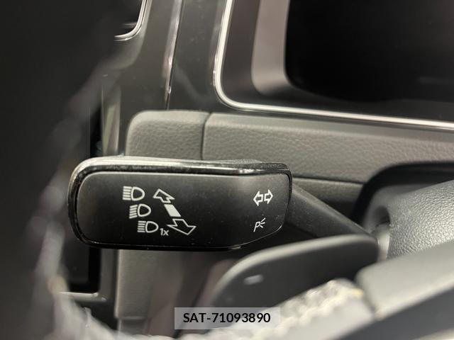 VolksWagen GOLF 2019-09 8647913-12
