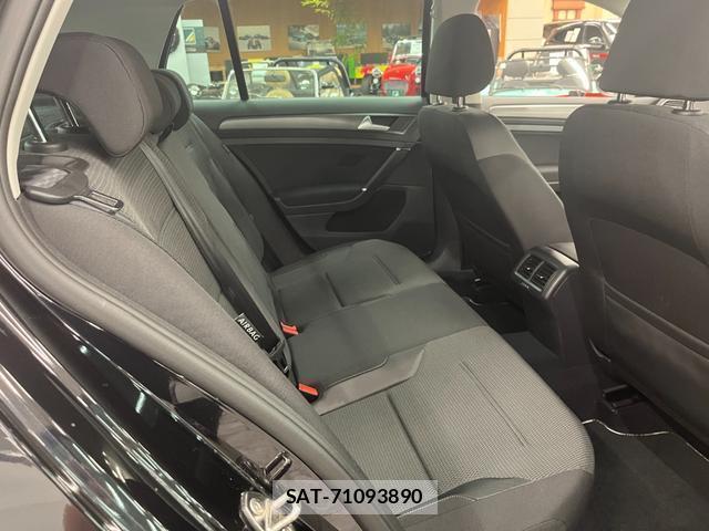 VolksWagen GOLF 2019-09 8647913-4