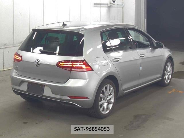 VolksWagen GOLF 2019-05 8648879-1