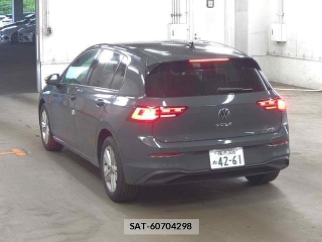 VolksWagen GOLF 2021-06 8648882-4