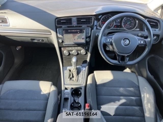 VolksWagen GOLF 2015-10 8649024-2