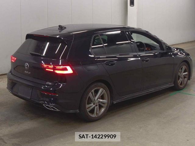 VolksWagen GOLF 2021-08 8649057-4