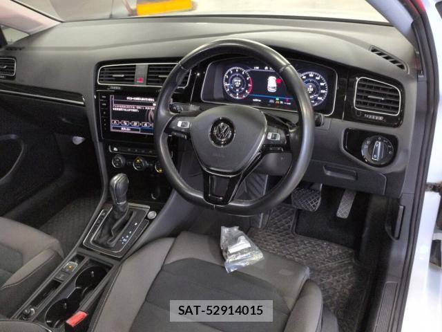 VolksWagen GOLF 2018-03 8649068-2