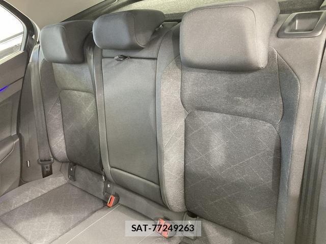 VolksWagen GOLF 2023-12 8652188-14