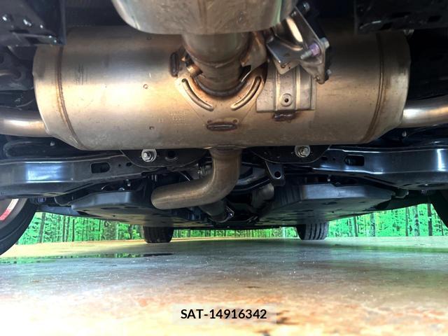 Toyota COROLLA 2025-05 8648303-18