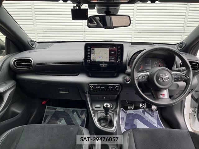 Toyota Gr Yaris 2022-04 8648293-1