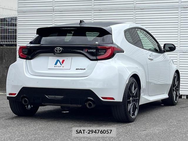 Toyota Gr Yaris 2022-04 8648293-16