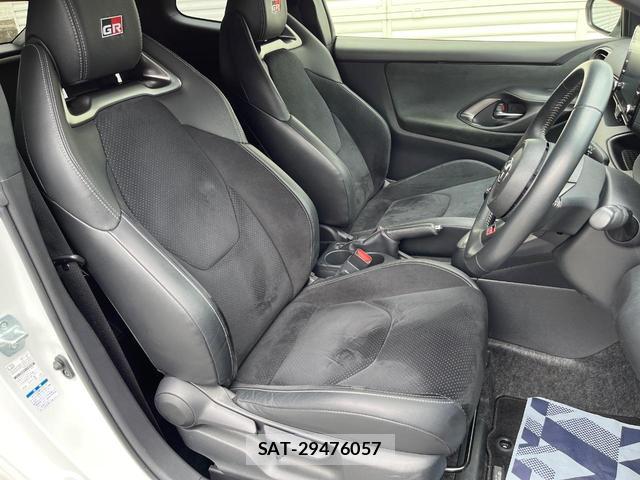 Toyota Gr Yaris 2022-04 8648293-8
