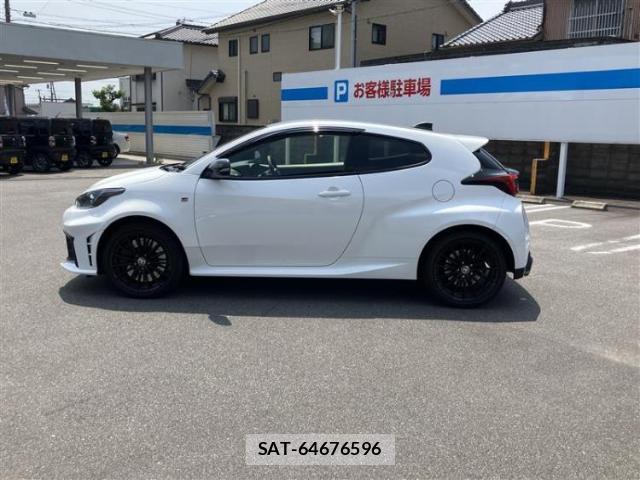 Toyota Gr Yaris 2024-06 8653780-1