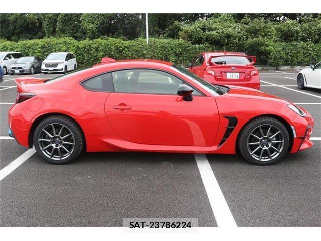 Toyota GR86 2023-03 8646914-9