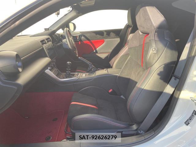 Toyota GR86 2024-07 8647992-10