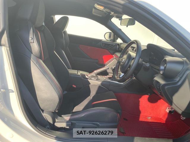 Toyota GR86 2024-07 8647992-9