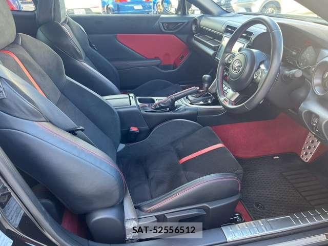 Toyota GR86 2022-04 8651610-4