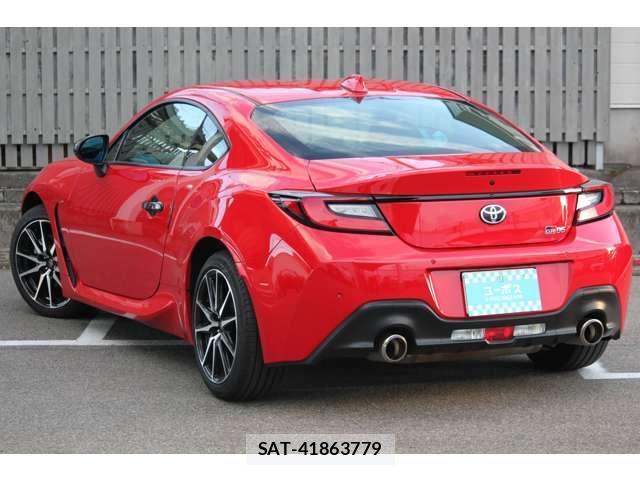 Toyota GR86 2024-06 8653056-1
