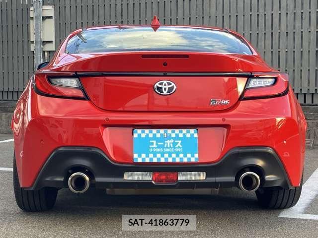 Toyota GR86 2024-06 8653056-5