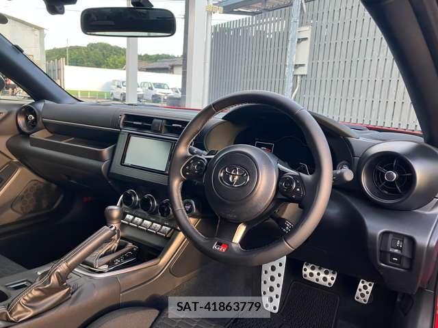 Toyota GR86 2024-06 8653056-6
