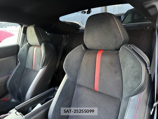 Toyota GR86 2024-06 8653063-15