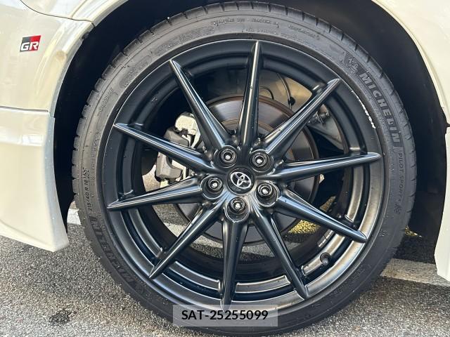 Toyota GR86 2024-06 8653063-6