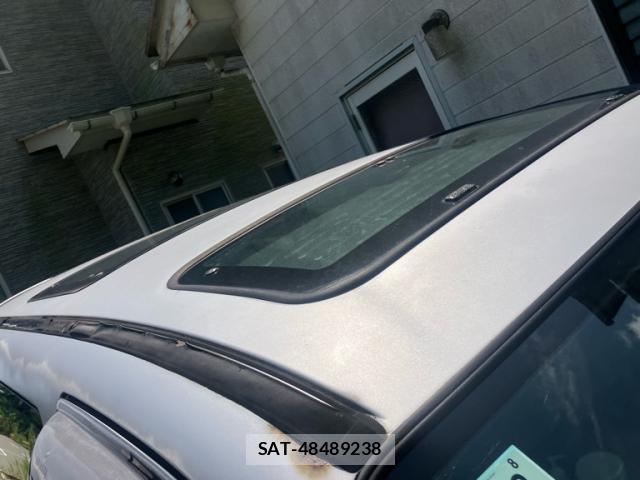 Toyota GRANVIA 1997-09 8649329-4
