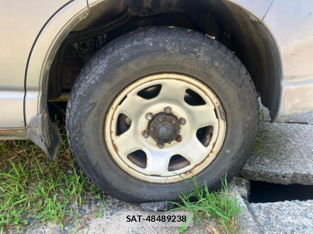 Toyota GRANVIA 1997-09 8649329-5