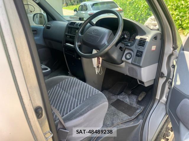 Toyota GRANVIA 1997-09 8649329-7