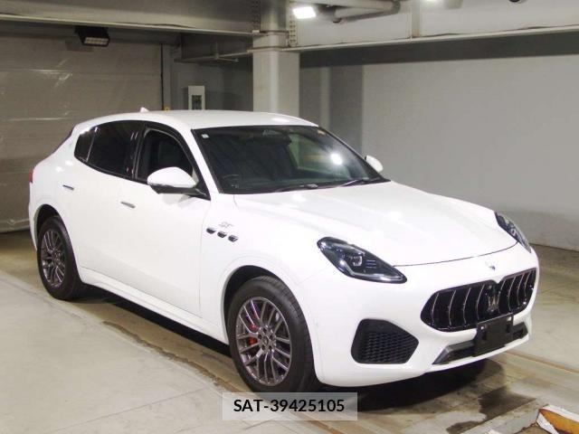 Maserati Grecale 2023-09 8647033-0