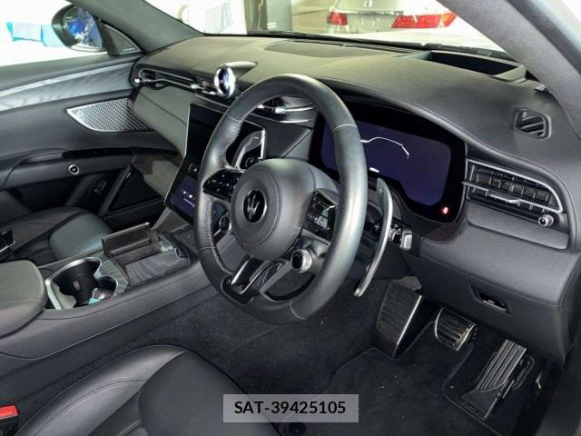 Maserati Grecale 2023-09 8647033-3